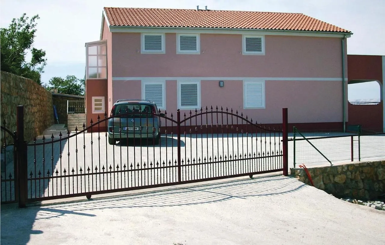 Amazing Apartment In Klenovica