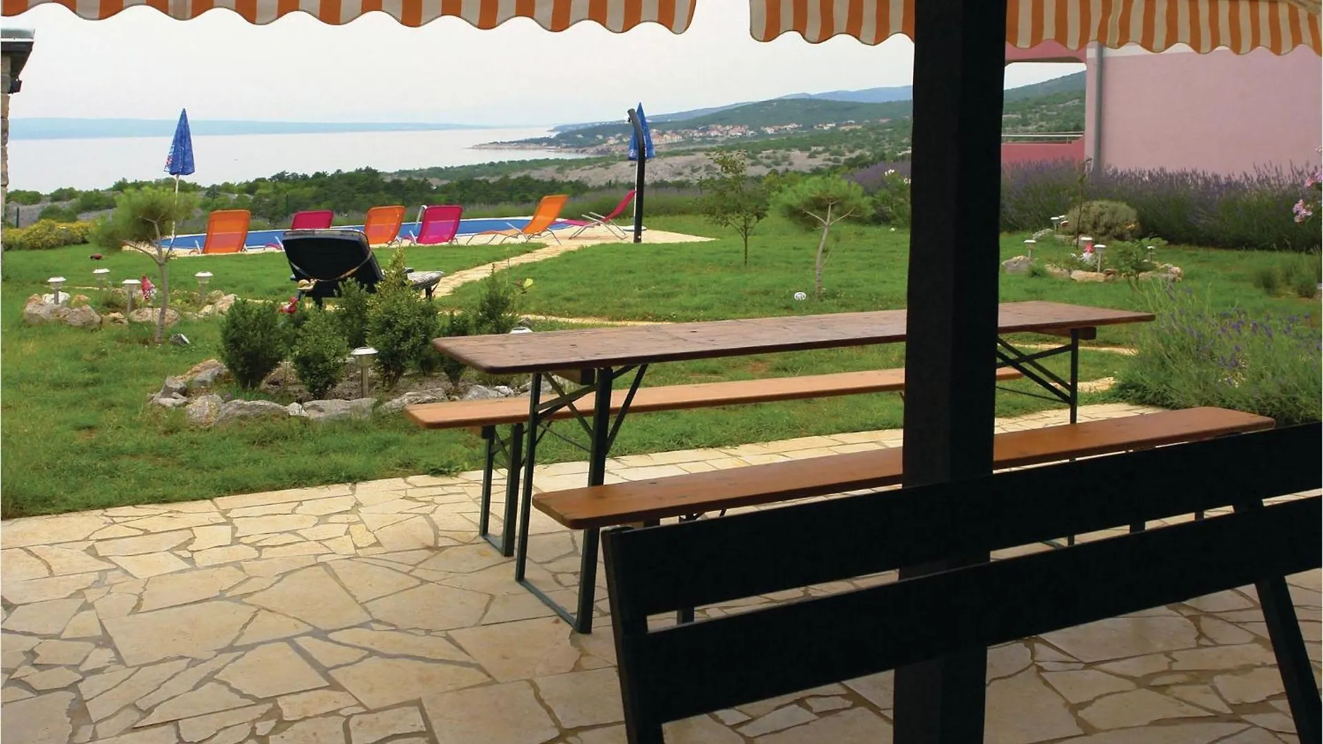 Amazing Apartment In Klenovica Croatia